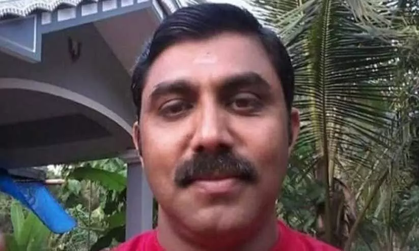 ഹൃദയാഘാതം; വടകര സ്വദേശി ദുബൈയിൽ നിര്യാതനായി ഹൃദയാഘാതം; വടകര സ്വദേശി ദുബൈയിൽ നിര്യാതനായി