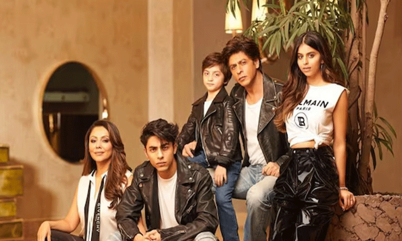 Locarno Film Festival: Shah Rukh Khan On Wife Gauri: She Keeps A Balance Locarno Film Festival: Shah Rukh Khan On Wife Gauri: She Keeps A Balance