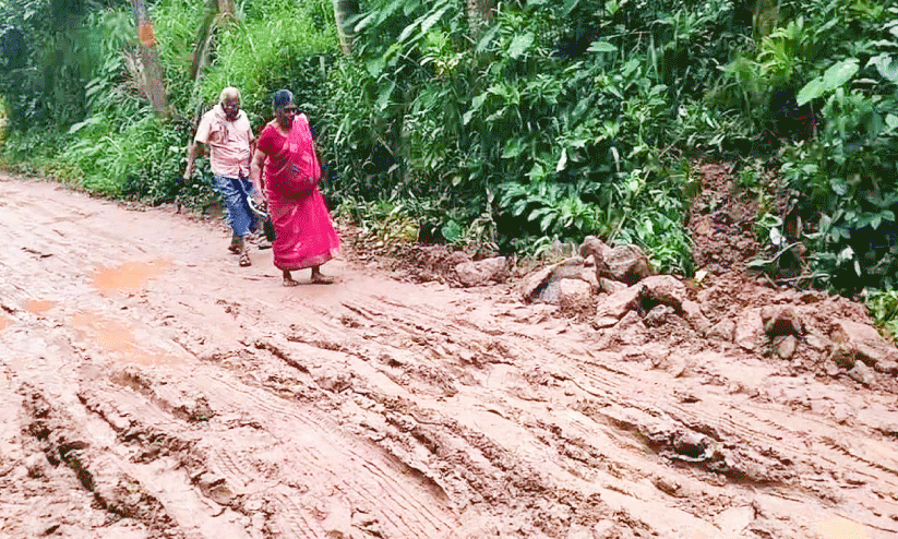 Ezhukumwayal Arun Aloysius Road