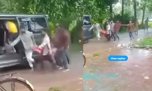 ‘ബംഗ്ലാദേശിൽ ഹിന്ദു സ്ത്രീയെ മുസ്‍ലിംകൾ തട്ടിക്കൊണ്ടുപോകുന്ന വിഡിയോ’ -വിദ്വേഷ പ്രചാരകർ ഷെയർ ചെയ്യുന്ന ദൃശ്യങ്ങളുടെ സത്യമറിയാം -Fact Check