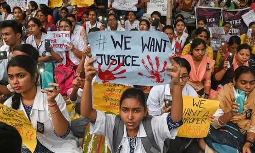 doctors protest 9807987