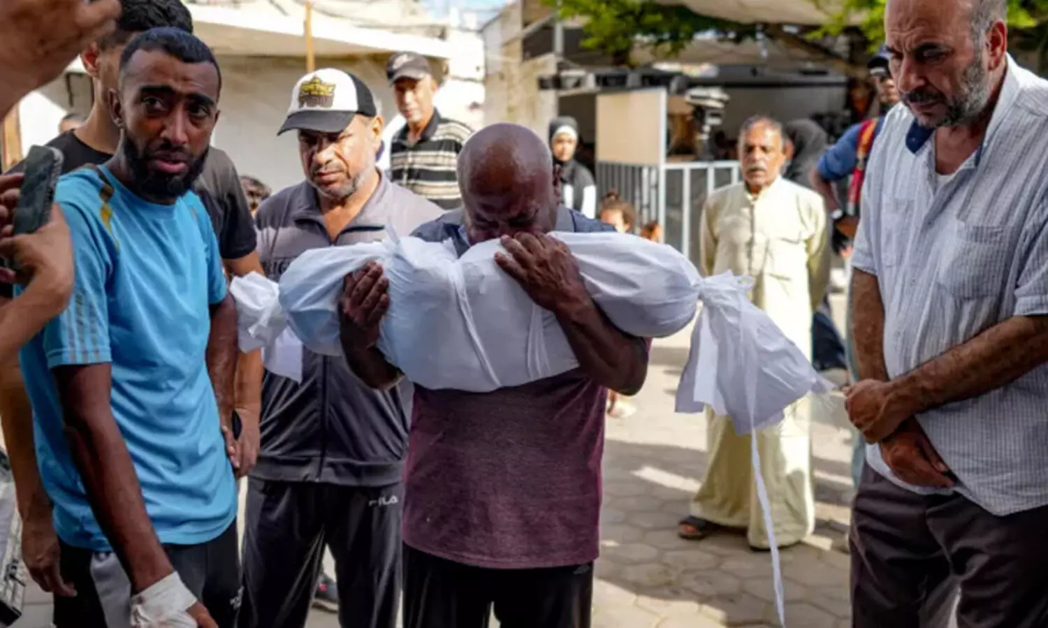 ഇസ്രയേൽ കൂട്ടക്കുരുതി തുടരുന്നു; 10 മാസത്തിനിടെ ഗസ്സയിൽ മാത്രം കൊല്ലപ്പെട്ടത് 40,000 പേർ, 16,000 ത്തിലധികം കുട്ടികൾ