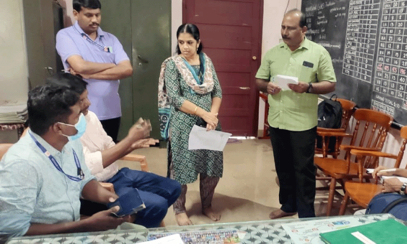 ഭക്ഷ്യ വിഷബാധ: തടിക്കടവ് ഗവ. ഹൈസ്കൂളിൽ ജില്ല മെഡിക്കൽ സംഘം പരിശോധന