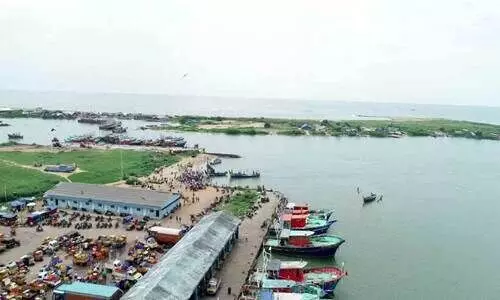 പൊന്നാനി ഹാർബർ; ഇനി പരമ്പരാഗത വള്ളങ്ങൾക്കും നങ്കൂരമിടാം