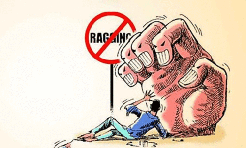 പരിധിവിട്ട് കുട്ടികൾ, നിസ്സഹായരായി രക്ഷിതാക്കൾ