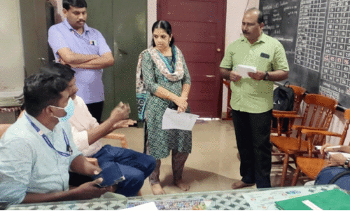 ഭക്ഷ്യ വിഷബാധ: തടിക്കടവ് ഗവ. ഹൈസ്കൂളിൽ ജില്ല മെഡിക്കൽ സംഘം പരിശോധന