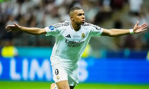 ആ രാത്രി അതിമനോഹരം, അവിശ്വസനീയം...; അരങ്ങേറ്റ മത്സരത്തിനു പിന്നാലെ എംബാപ്പെ