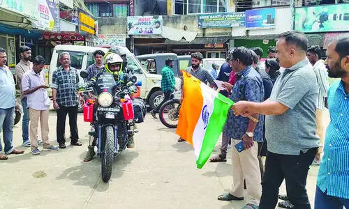 national flag  flag off