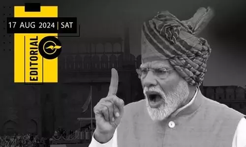 ചെങ്കോട്ടയിൽ ആവർത്തിക്കുന്ന കെട്ടുകാഴ്ച