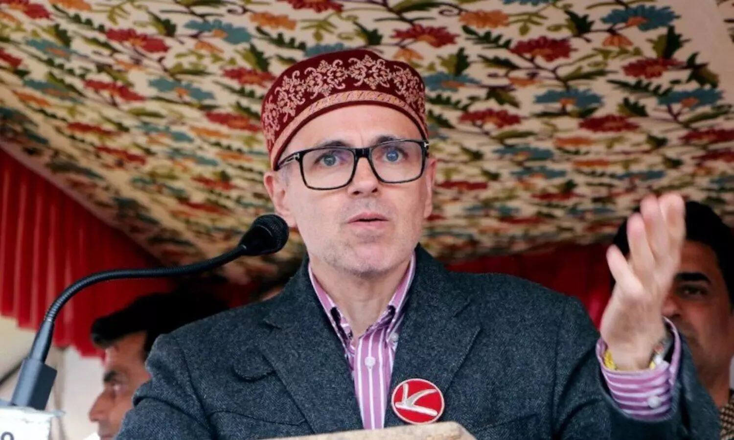 നിയമസഭ സമ്മേളത്തിന്‍റെ ആദ്യ ദിനം 370-ാം അനുച്ഛേദം റദ്ദാക്കിയതിനെതിരെ പ്രമേയം പാസാക്കും -ഉമർ അബ്ദുല്ല