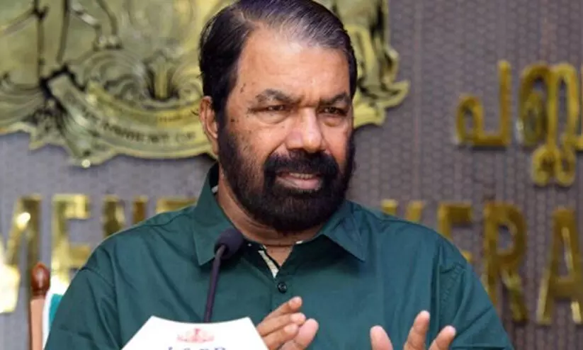 വയനാട്: 614 വിദ്യാർഥികൾക്ക് മേപ്പാടി ജി.എച്ച്.എസ്.എസിലും എ.പി.ജെ ഹാളിലും വിദ്യാഭ്യാസ സൗകര്യം ഒരുക്കുമെന്ന് വി. ശിവൻകുട്ടി വയനാട്: 614 വിദ്യാർഥികൾക്ക് മേപ്പാടി ജി.എച്ച്.എസ്.എസിലും എ.പി.ജെ ഹാളിലും വിദ്യാഭ്യാസ സൗകര്യം ഒരുക്കുമെന്ന് വി. ശിവൻകുട്ടി