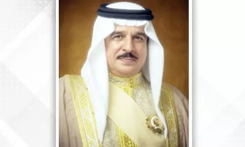 രാ​ജാ​വ്​ ഹ​മ​ദ്​ ബി​ൻ ഈ​സ ആ​ൽ ഖ​ലീ​ഫ