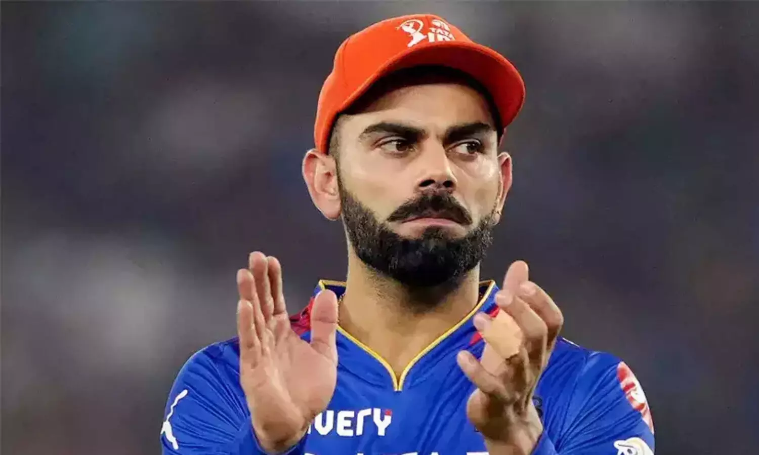 മുംബൈ ഇന്ത്യൻസോ, കൊൽക്കത്തയോ? കോഹ്ലിയുടെ ഫേവറൈറ്റ് ഐ.പി.എൽ എതിരാളികളെ അറിയാം...