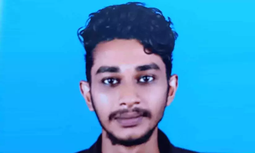 ബൈക്ക് നിയന്ത്രണം വിട്ട് മറിഞ്ഞ് യുവാവ് മരിച്ചു ബൈക്ക് നിയന്ത്രണം വിട്ട് മറിഞ്ഞ് യുവാവ് മരിച്ചു