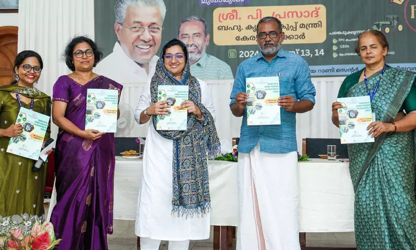 കേരള-ഫാർമർ പ്രൊഡ്യൂസർ കമ്പനി പ്രതിനിധികൾ മന്ത്രി പി. പ്രസാദുമായി മുഖാമുഖം നടത്തി