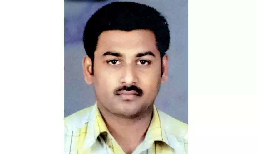 പലിശക്കാരുടെ മർദനം: ചികിത്സയിലായിരുന്ന കെ.എസ്.ആർ.ടി.സി കണ്ടക്ടർ മരിച്ചു പലിശക്കാരുടെ മർദനം: ചികിത്സയിലായിരുന്ന കെ.എസ്.ആർ.ടി.സി കണ്ടക്ടർ മരിച്ചു