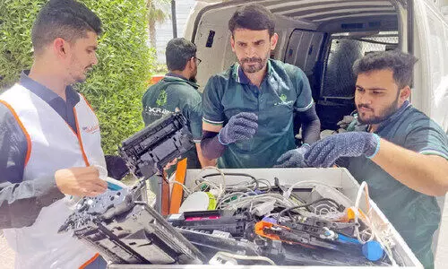 ആ​സ്റ്റ​ർ വ​ള​ന്റി​യ​ർ​മാ​ർ