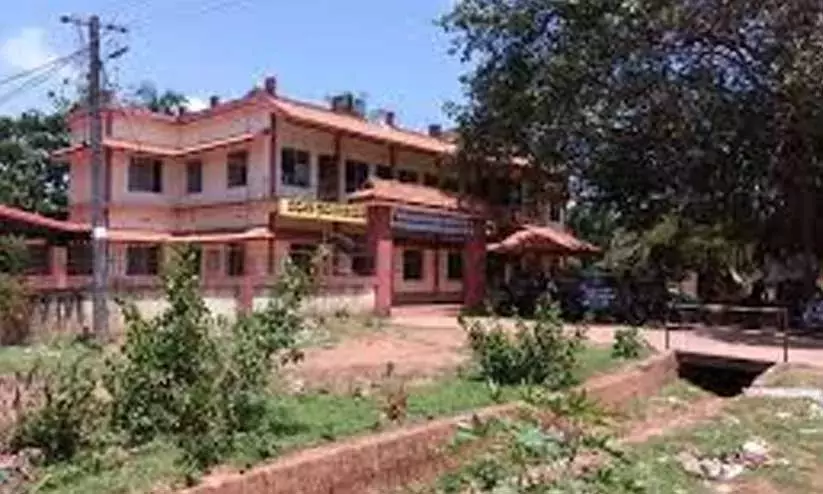 മധുർ പഞ്ചായത്ത്: പ്രസിഡന്റും സ്ഥിരംസമിതി അംഗങ്ങളും പുറത്തേക്ക്