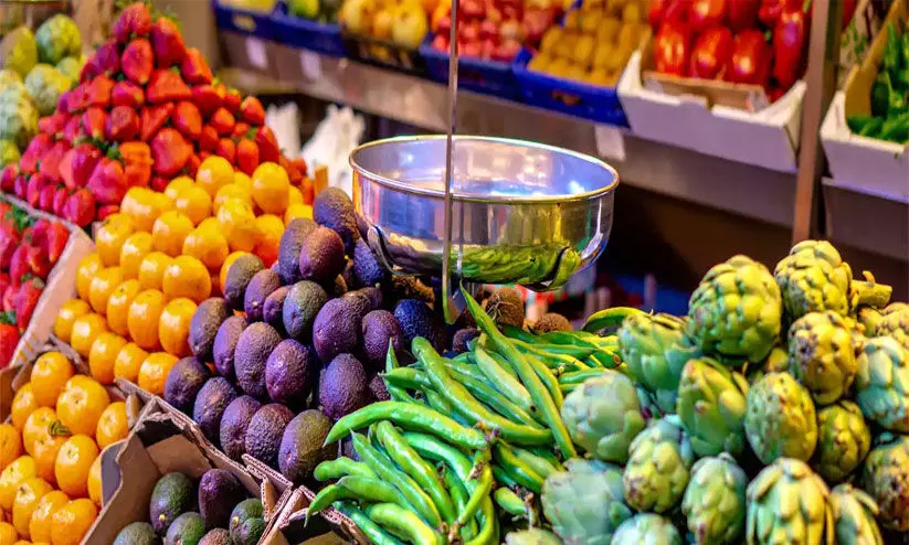 ഓണക്കാലത്ത്​ വില കൂട്ടരുതേ...