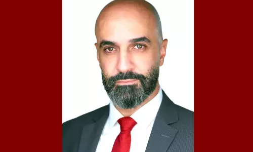 മാ​സ​ൻ അ​ബൗ​ൾ ഹോ​സ്ൻ