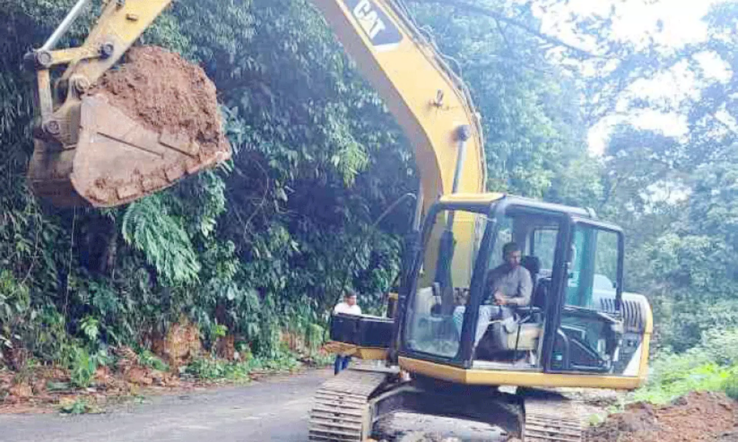 നിടുംപൊയിൽ ചുരം: പുനർനിർമാണം തുടങ്ങി