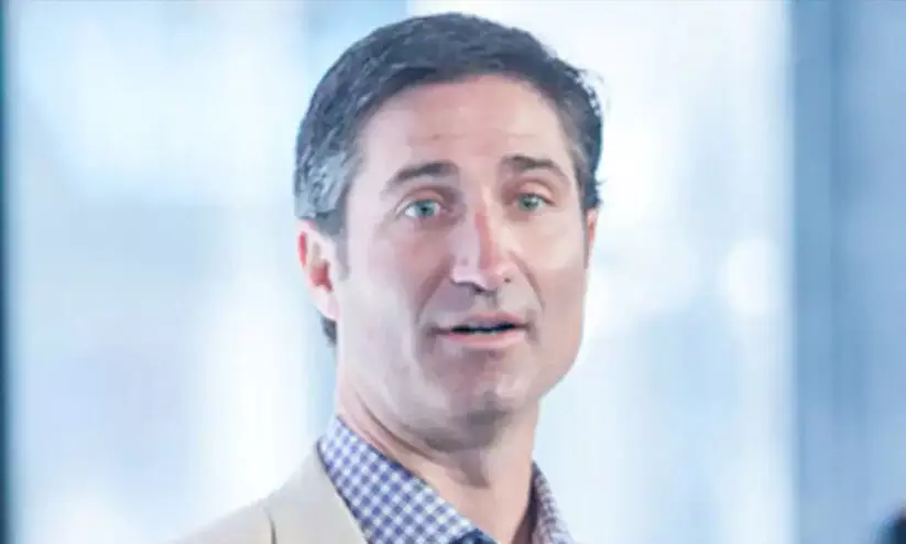 സ്റ്റാർബക്സ് സി.ഇ.ഒ ജോലി ചെയ്യാനായി ദിവസവും സഞ്ചരിക്കുക 1600 കിലോ മീറ്റർ; യാത്ര പ്രൈവറ്റ് ജെറ്റിൽ