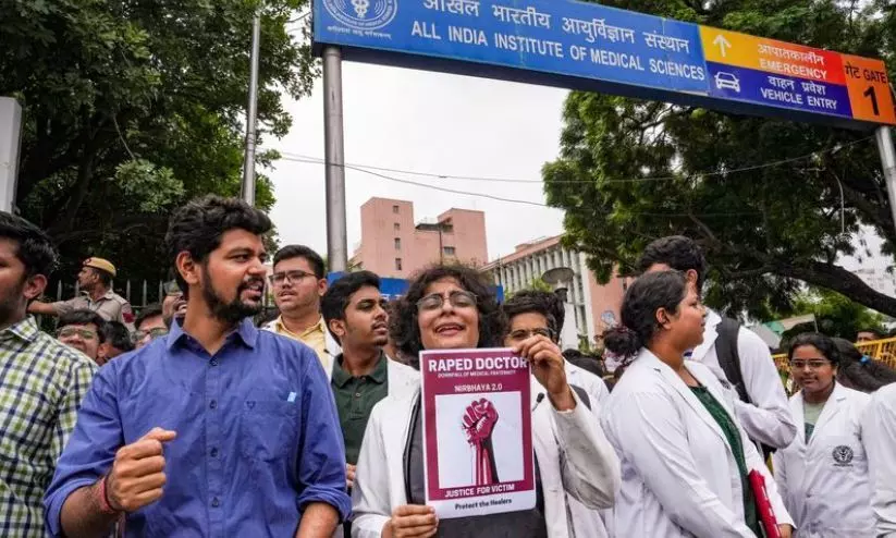 സമരം തുടരുമെന്ന് എയിംസ് ഡോക്ർമാർ; ഒ.പി സേവനം ജന്തർ മന്തറിൽ