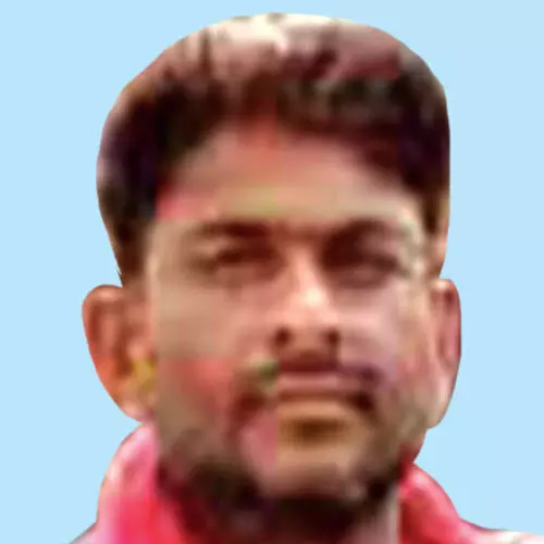 ചു​മ​ട്ടു​തൊ​ഴി​ലാ​ളി വി​ഷം ക​ഴി​ച്ച് മ​രി​ച്ചു