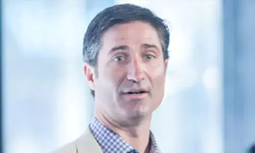 സ്റ്റാർബക്സ് സി.ഇ.ഒ ജോലി ചെയ്യാനായി ദിവസവും സഞ്ചരിക്കുക 1600 കിലോ മീറ്റർ; യാത്ര പ്രൈവറ്റ് ജെറ്റിൽ