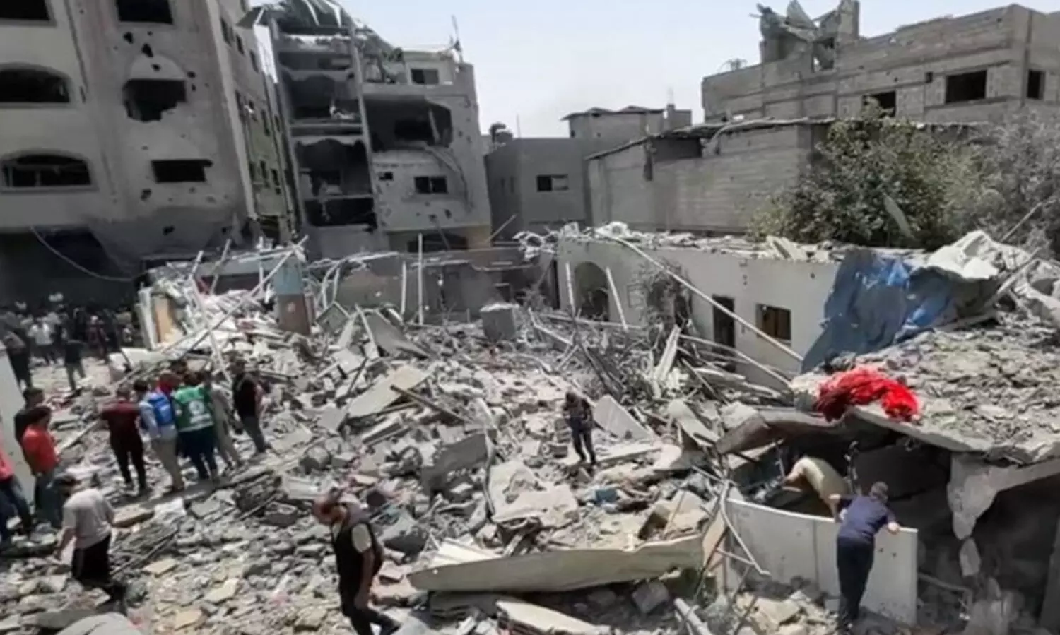 കനിവില്ലാതെ ഇസ്രായേൽ; ഗതികെട്ട് ഫലസ്തീനികൾ