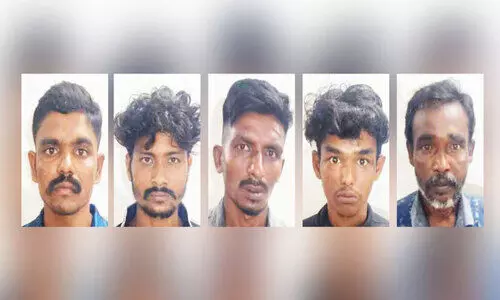 വീടുകളിലും ക്ഷേത്രങ്ങളിലും മോഷണം നടത്തുന്ന സംഘം പിടിയിൽ വീടുകളിലും ക്ഷേത്രങ്ങളിലും മോഷണം നടത്തുന്ന സംഘം പിടിയിൽ