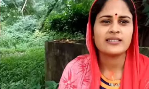 23 വർഷത്തിനിടെ 24 കുട്ടികൾക്ക് ജന്മം നൽകിയെന്ന് അയോധ്യയിലെ യുവതി; സത്യാവസ്ഥ തേടിപ്പോയവർ കണ്ടത്...