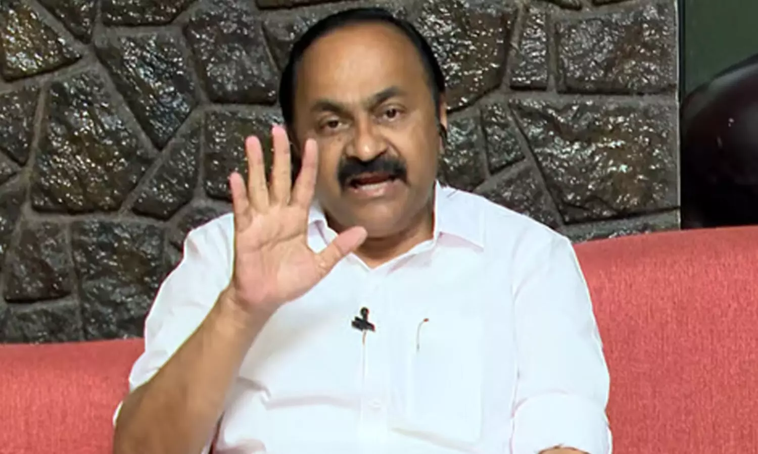 എത്ര വലിയ കൊമ്പന്‍മാരാണ് അപ്പുറത്തെങ്കിലും നീതി ലഭിക്കുന്നതു വരെ പ്രതിപക്ഷം ഇരകള്‍ക്കൊപ്പം നിൽക്കുമെന്ന് വി.ഡി സതീശൻ