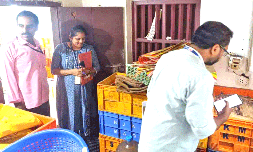 കടകളിൽ ആരോഗ്യവകുപ്പ് പരിശോധന കടകളിൽ ആരോഗ്യവകുപ്പ് പരിശോധന