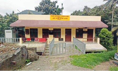 തുറക്കാതെ അതിർത്തിയിലെ ഭക്ഷ്യസുരക്ഷ കേന്ദ്രം