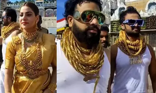 25 കിലോഗ്രാം സ്വർണാഭരണം ധരിച്ച് തിരുപ്പതിയിൽ; പൂണെയിൽ നിന്ന് എത്തിയ കുടുംബം വൈറൽ -വിഡിയോ