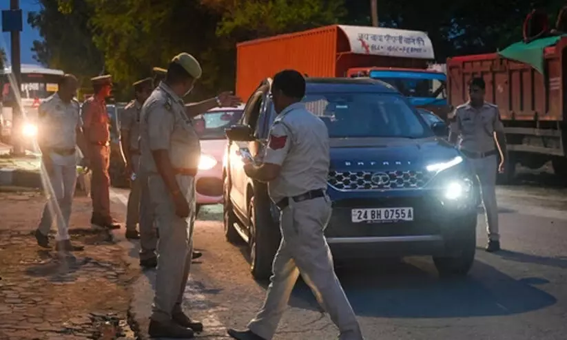 അൽഖാഇദ ബന്ധം: മൂന്ന് സംസ്ഥാനങ്ങളിലായി 11 പേർ അറസ്റ്റിൽ അൽഖാഇദ ബന്ധം: മൂന്ന് സംസ്ഥാനങ്ങളിലായി 11 പേർ അറസ്റ്റിൽ