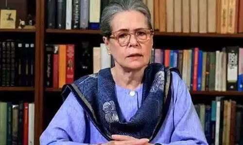 രാഹുലിനോ പ്രിയങ്കയോ​ടോ? ആരോടാണ് സോണിയക്ക് ഇഷ്ടക്കൂടുതൽ; ഉത്തരമിതാ...