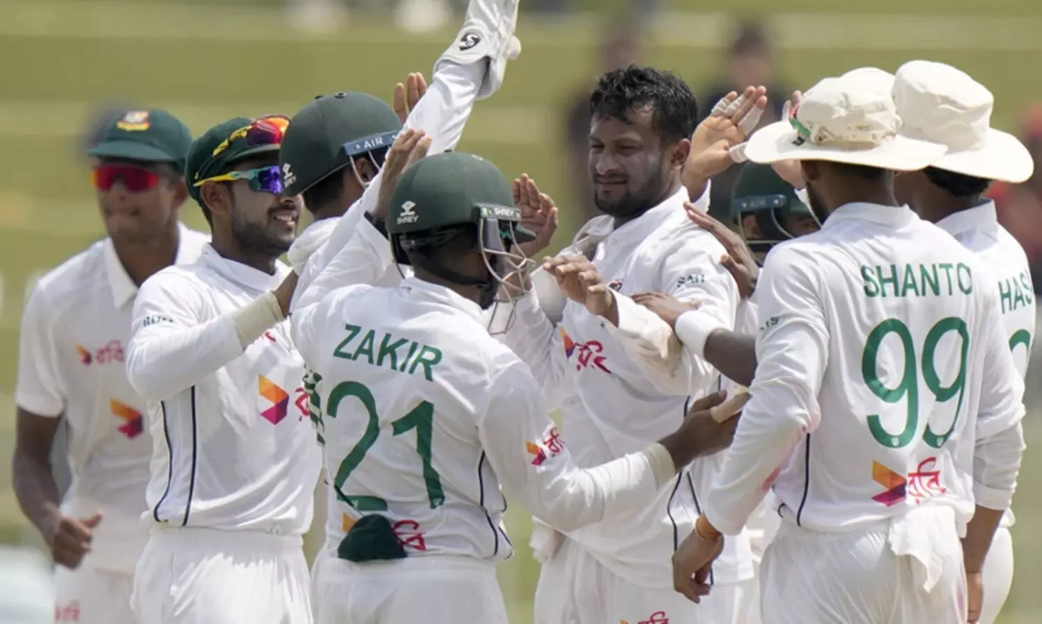 പാകിസ്താനെ നാണംകെട്ട തോൽവിയിലേക്ക് നയിച്ചത് മണ്ടൻ തീരുമാനങ്ങൾ