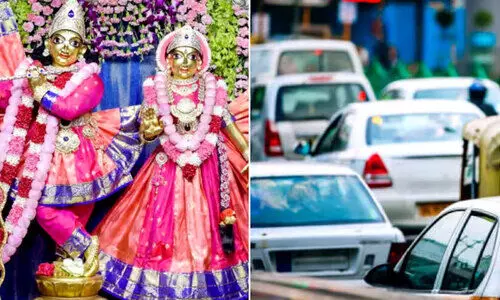 ഗ​താ​ഗ​ത നി​യ​ന്ത്ര​ണം