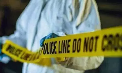 മാതാപിതാക്കളിൽ നിന്ന് പണം വാങ്ങി നൽകിയില്ല; യുവതിയെ ഫ്ലാറ്റിൽ നിന്ന് തള്ളിയിട്ട് ഭർതൃവീട്ടുകാർ മാതാപിതാക്കളിൽ നിന്ന് പണം വാങ്ങി നൽകിയില്ല; യുവതിയെ ഫ്ലാറ്റിൽ നിന്ന് തള്ളിയിട്ട് ഭർതൃവീട്ടുകാർ