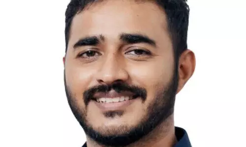 റോ​ബി​ന്‍ മാ​ത്യു