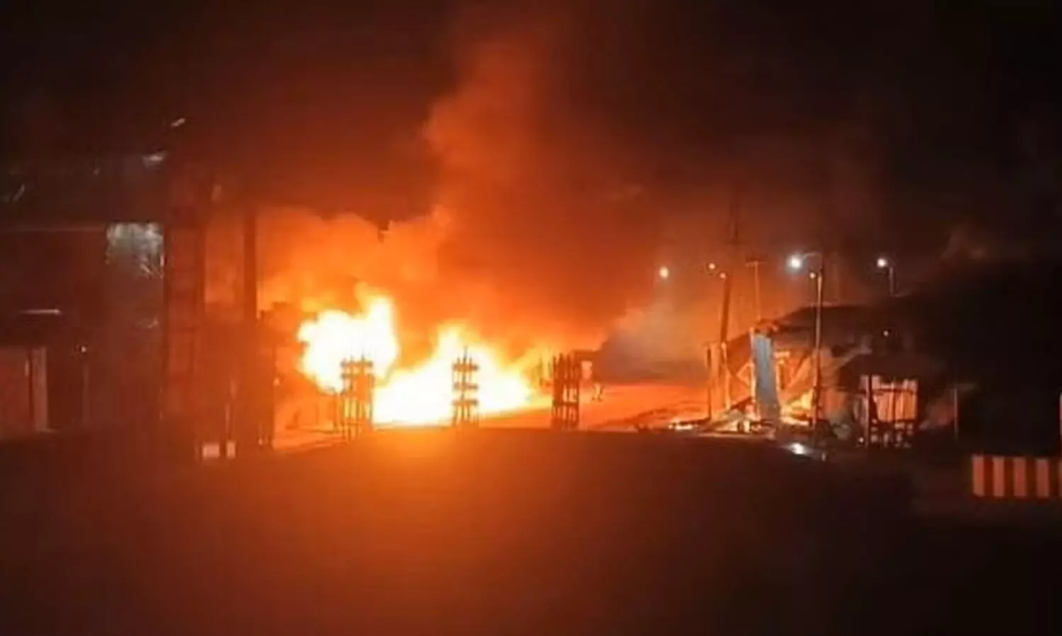 ത്രിപുരയിൽ വർഗീയാക്രമണം; 12 വീടുകളും പള്ളിയും കത്തിച്ചു, നിരോധനാജ്ഞ