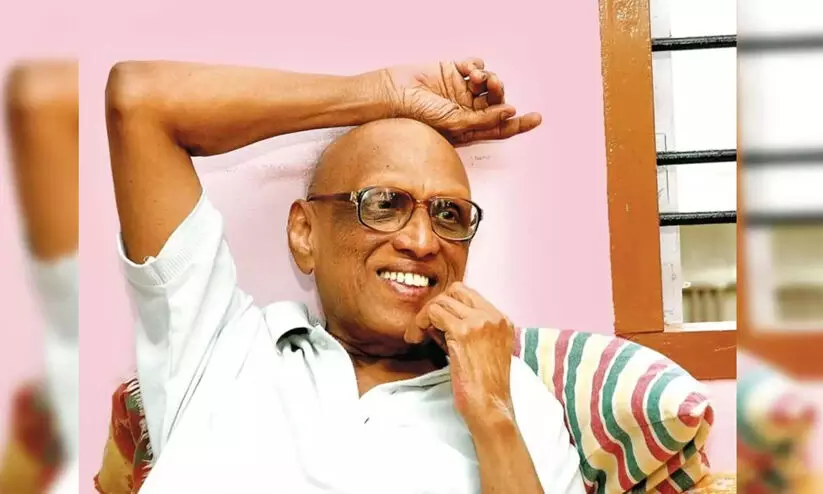 എം. സുകുമാരൻ ഫൗണ്ടേഷന് മൂന്ന് ലക്ഷം രൂപ അനുവദിച്ചു