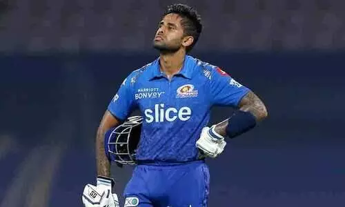 മുംബൈക്ക് പണികിട്ടുമോ? സൂര്യകുമാറിനെ ക്യാപ്റ്റനാക്കാമെന്ന് ചാമ്പ്യൻമാരുടെ ഓഫർ; റിപ്പോർട്ട്