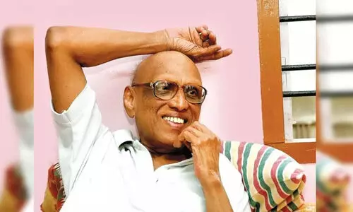 എം. സുകുമാരൻ ഫൗണ്ടേഷന് മൂന്ന് ലക്ഷം രൂപ അനുവദിച്ചു