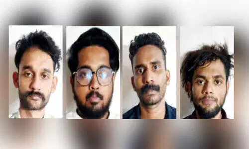 ചെ​റു​തു​രു​ത്തി കൊ​ച്ചി​ൻ പാ​ല​ത്തി​ന് സ​മീ​പം ല​ഹ​രി വേ​ട്ട