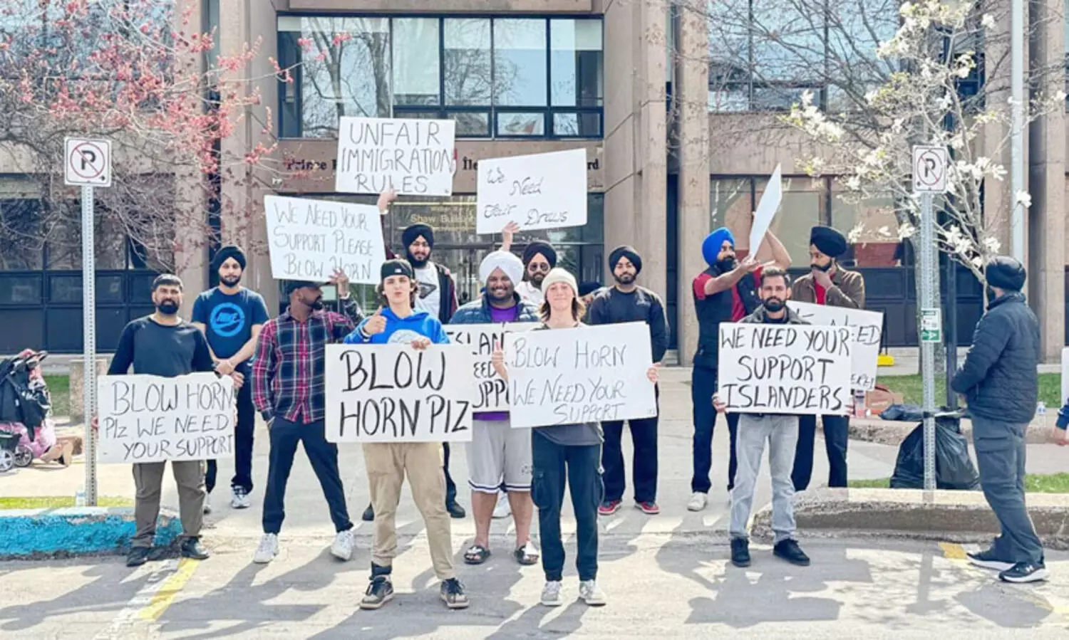 കാനഡയിലെ ഇന്ത്യൻ വിദ്യാർഥികളുടെ ഭാവി അനിശ്ചിതത്വത്തിൽ: വിവിധയിടങ്ങളിൽ പ്രതിഷേധം