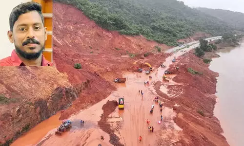 അർജുന് വേണ്ടിയുള്ള തിരച്ചിൽ പുനരാരംഭിക്കണം; കുടുംബം ഇന്ന് സിദ്ധരാമയ്യയെ കാണും അർജുന് വേണ്ടിയുള്ള തിരച്ചിൽ പുനരാരംഭിക്കണം; കുടുംബം ഇന്ന് സിദ്ധരാമയ്യയെ കാണും