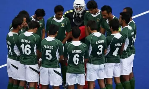 ഏഷ്യൻ ചാമ്പ്യൻസ് ട്രോഫിക്ക് പോകാൻ പണമില്ല! വായ്പയെടുത്ത് പാകിസ്താൻ ഹോക്കി ടീം ചൈനയിൽ